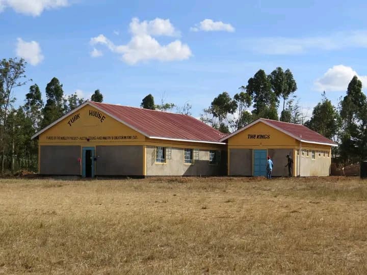 Olmoran Senior School photo 11